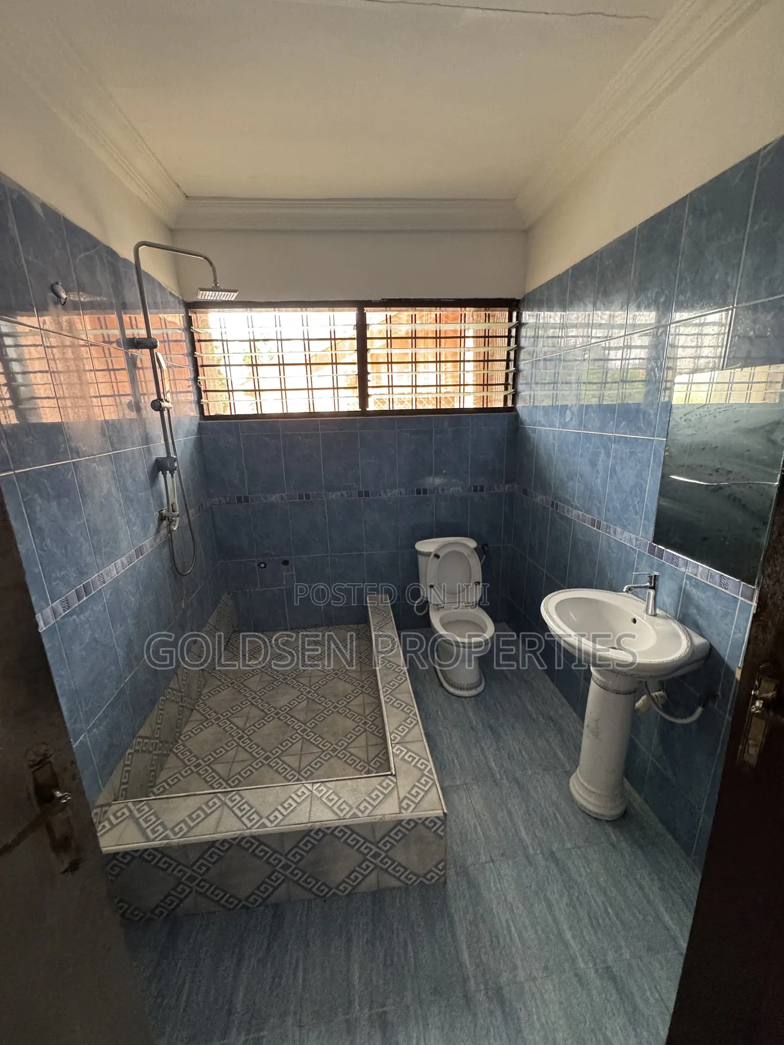 1bdrm Apartment in Mile 7 for rent