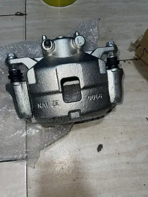 Mitsubishi L200 Front Hub Calipers