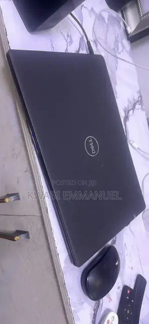 Laptop Dell Latitude 3410 8GB Intel Core i5 SSHD+SSD 256GB