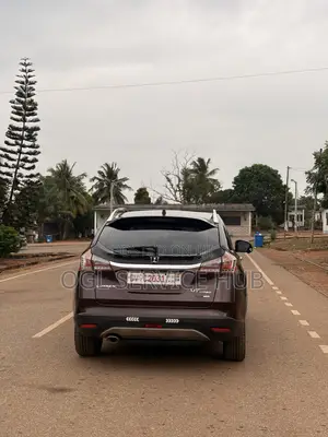 Luxgen U6 2.0 Petrol FWD 2017 Burgundy
