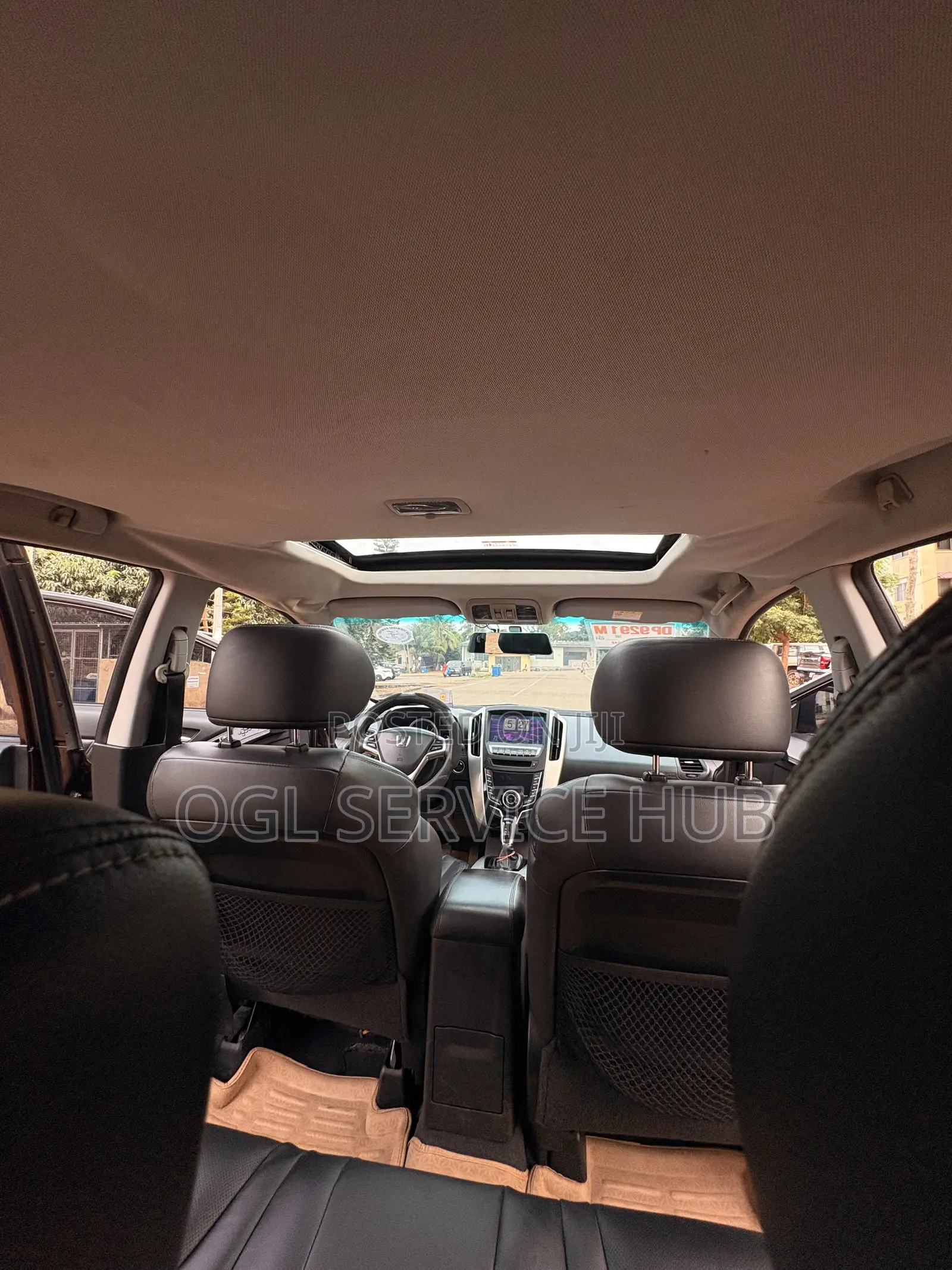 Luxgen U6 2.0 Petrol FWD 2017 Burgundy