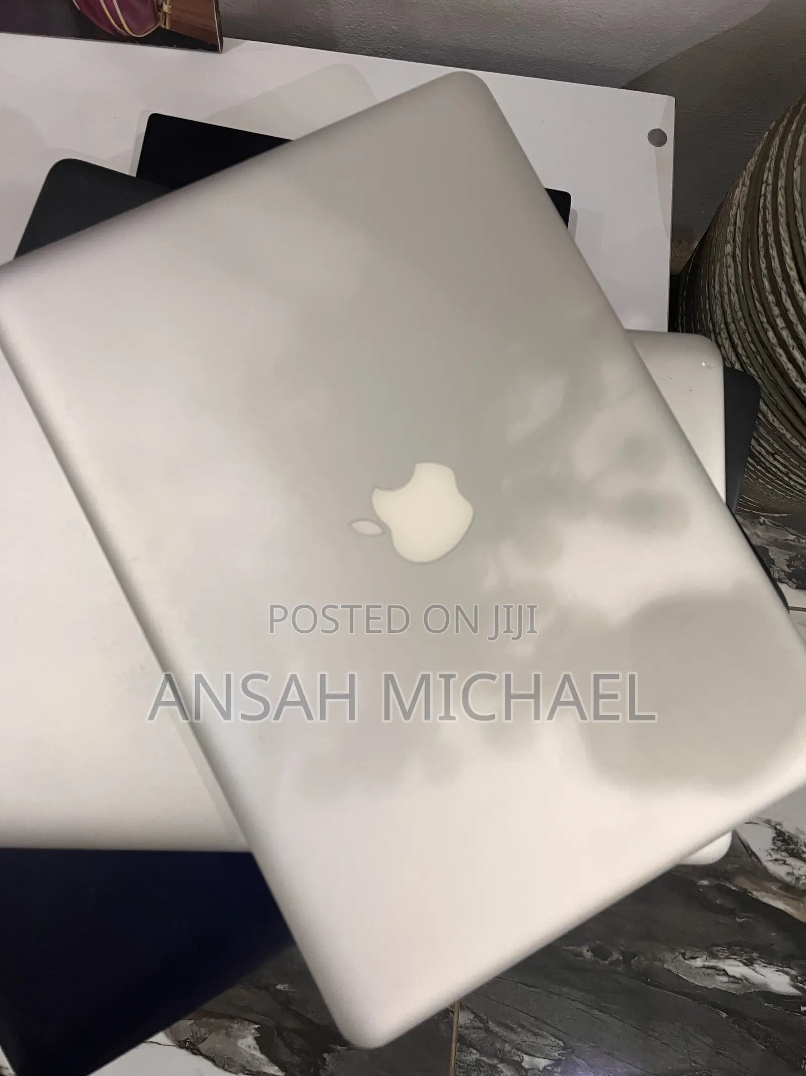 Laptop Apple MacBook 2012 6GB Intel Core i5 HDD 500GB