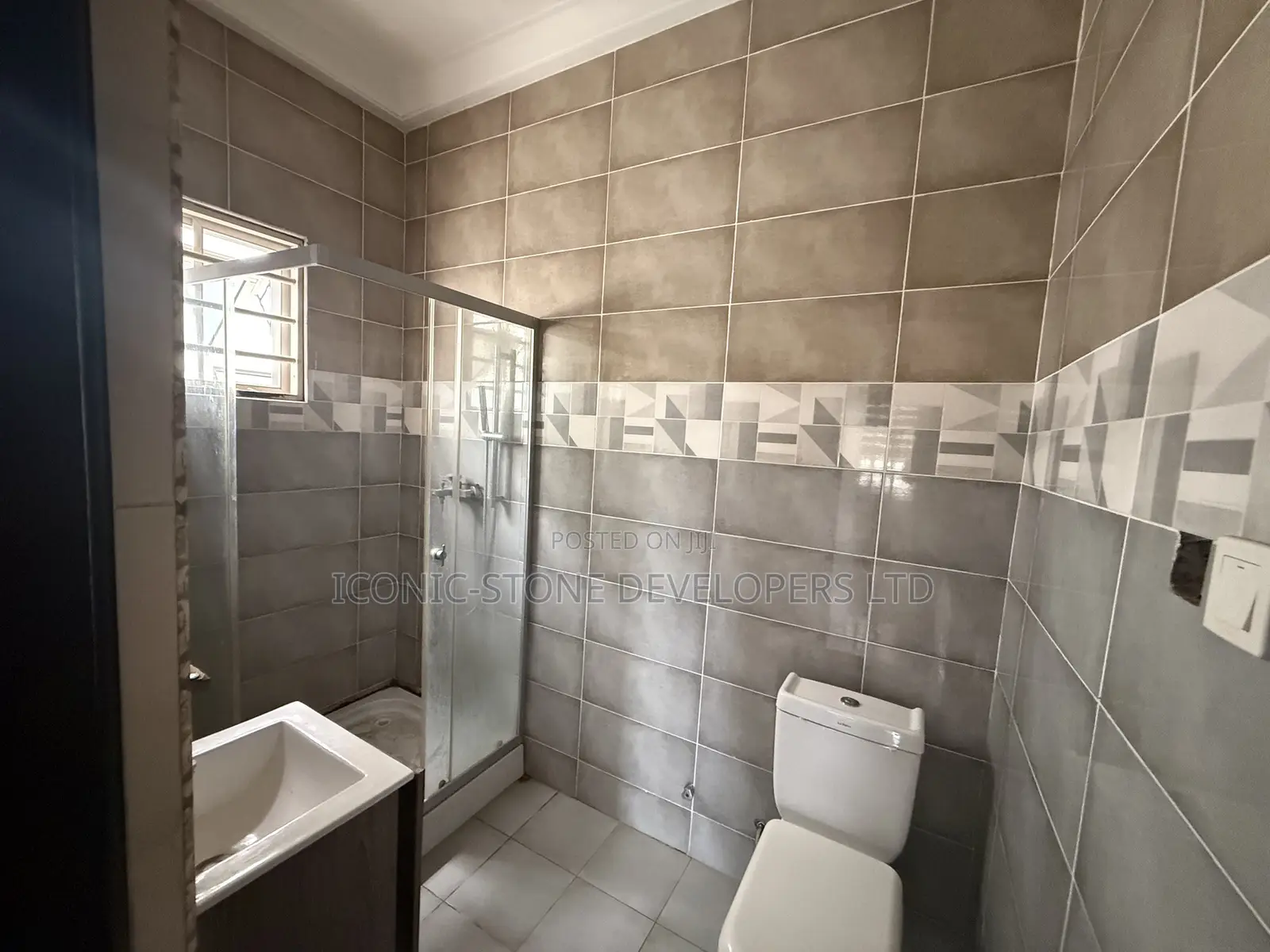 4bdrm House in Lakeside for rent