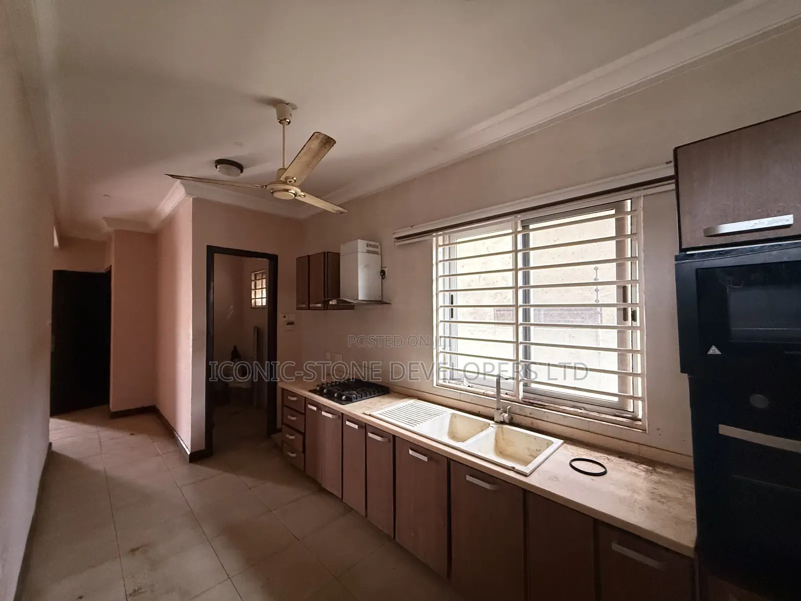 4bdrm House in Lakeside for rent