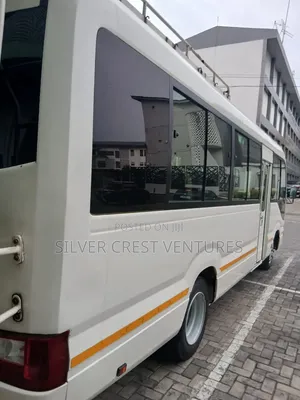 Toyota HiAce 2023 White