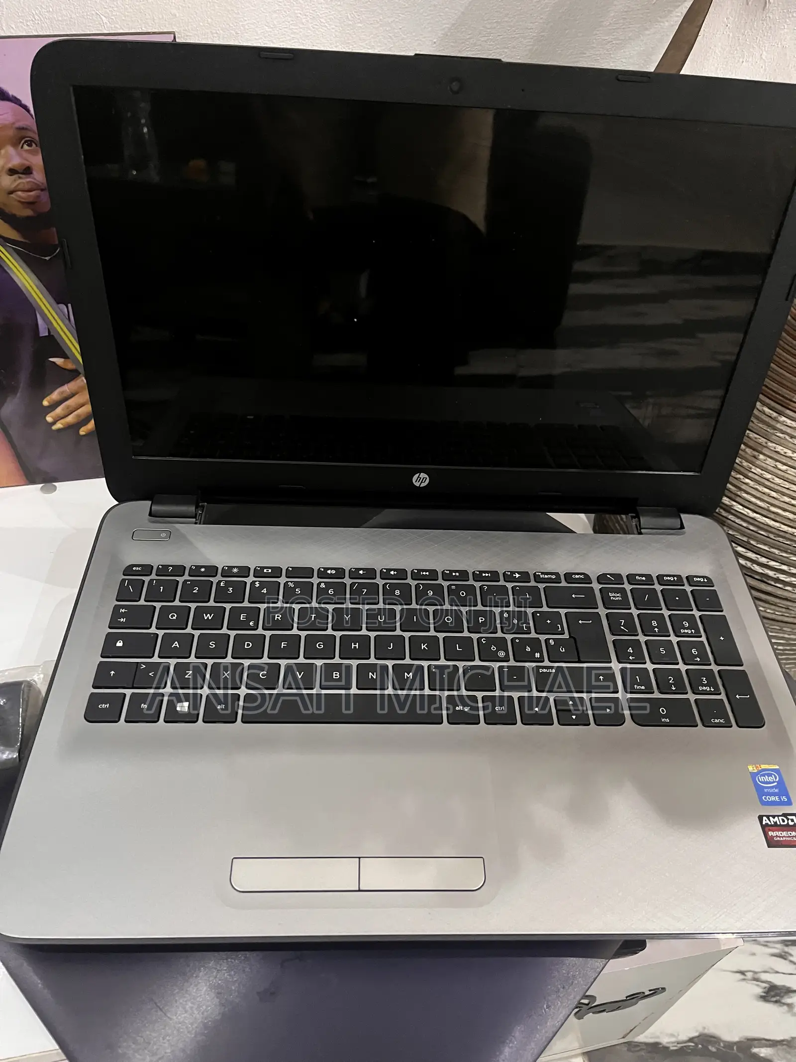 Laptop HP Pavilion 15 8GB Intel Core i5 HDD 1T