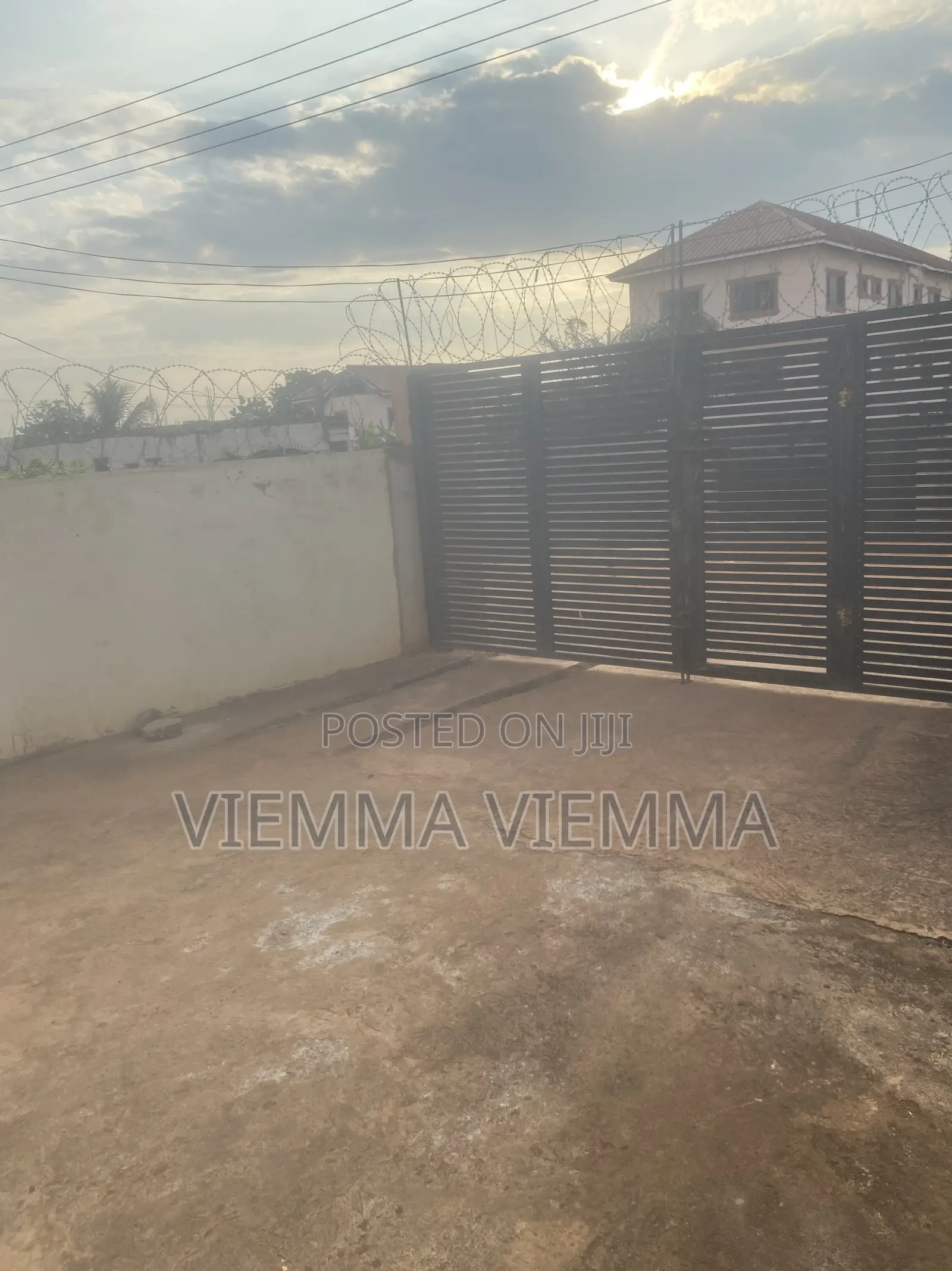 1bdrm Room & Parlour in Oyibi for rent