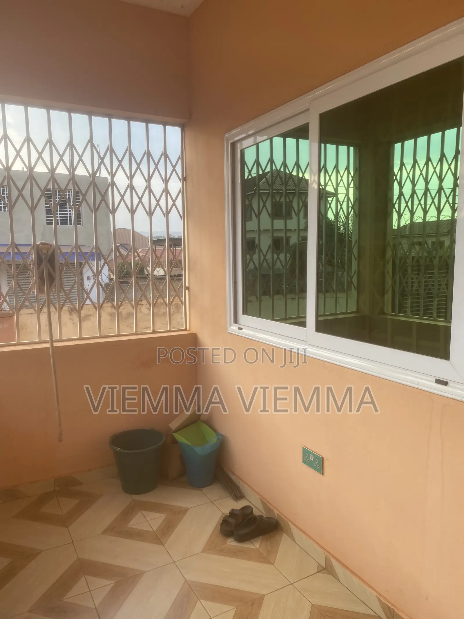 1bdrm Room & Parlour in Oyibi for rent