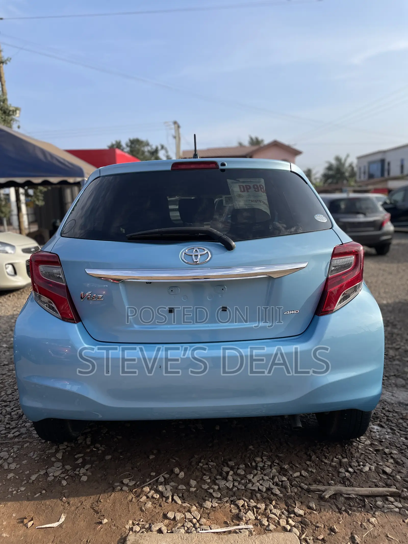 Toyota Vitz 1.3 AWD 5dr 2016 Blue
