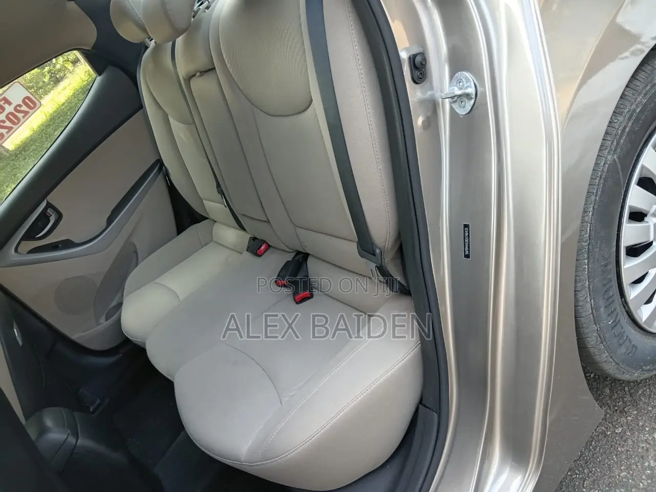 Hyundai Elantra SE Sedan FWD (1.8L 4cyl 6A) 2016 Brown