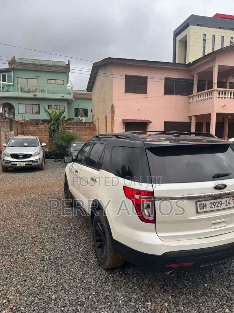 Ford Explorer 2014 White