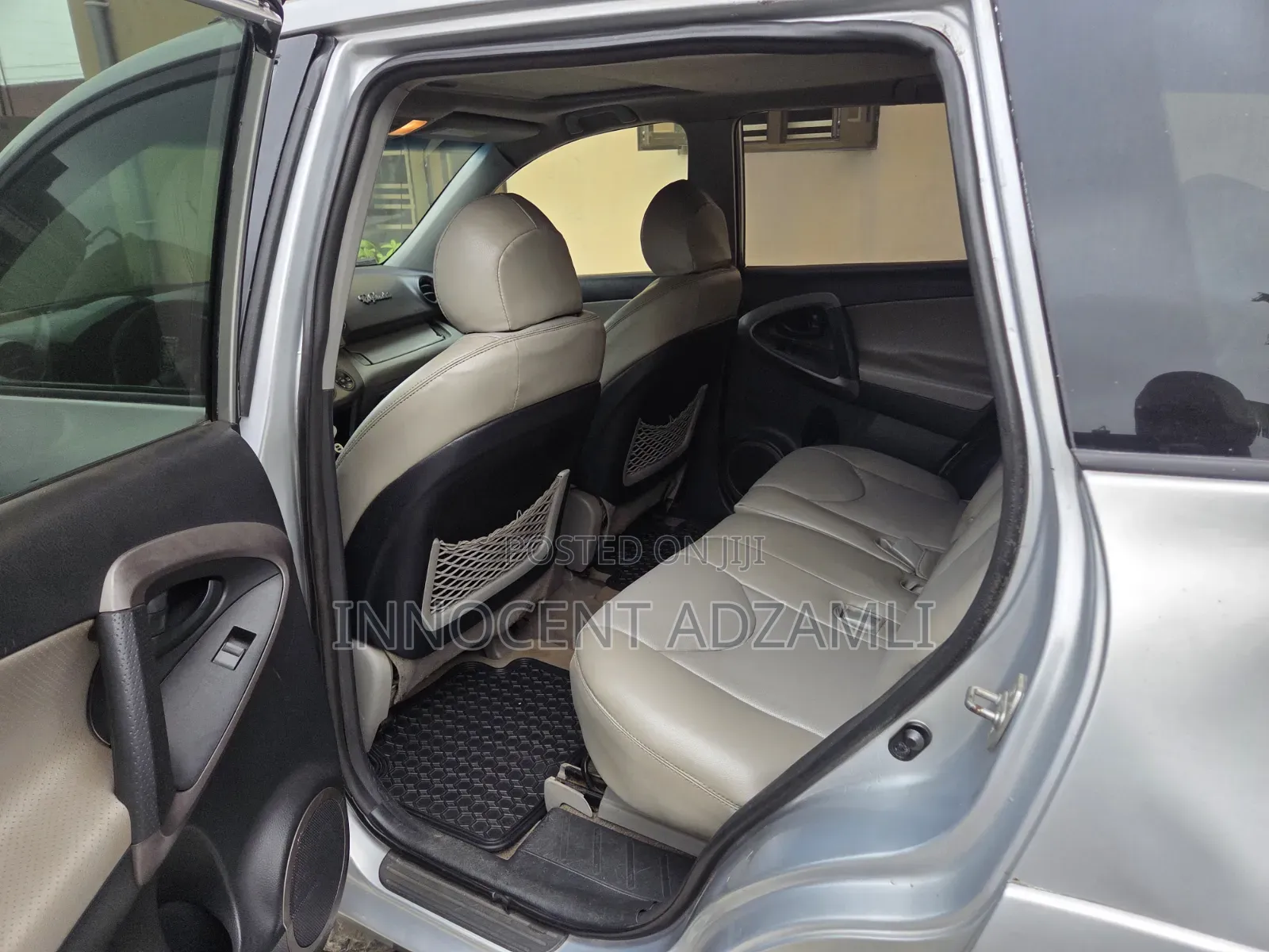 Toyota RAV4 200 4X4 Automatic 2008 Gray