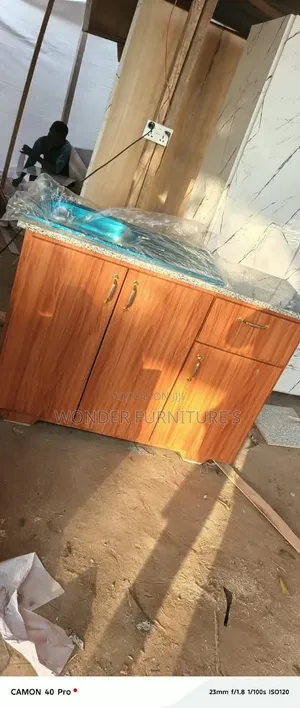 Newly Made 4feet Carbent With Sink
