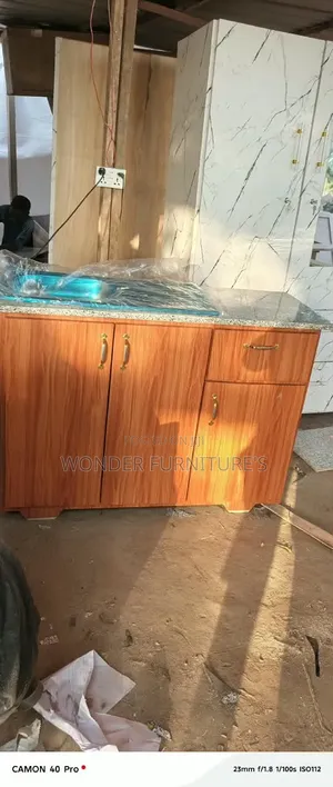 Newly Made 4feet Carbent With Sink
