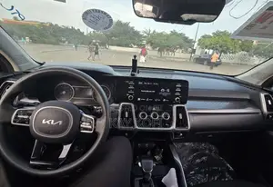 Kia Sorento LX 2023 Brown