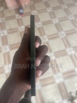 Apple iPhone 13 128 GB Green
