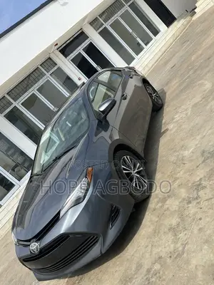 Toyota Corolla LE ECO 4dr Sedan (1.8L 4cyl CVT) 2017 Gray