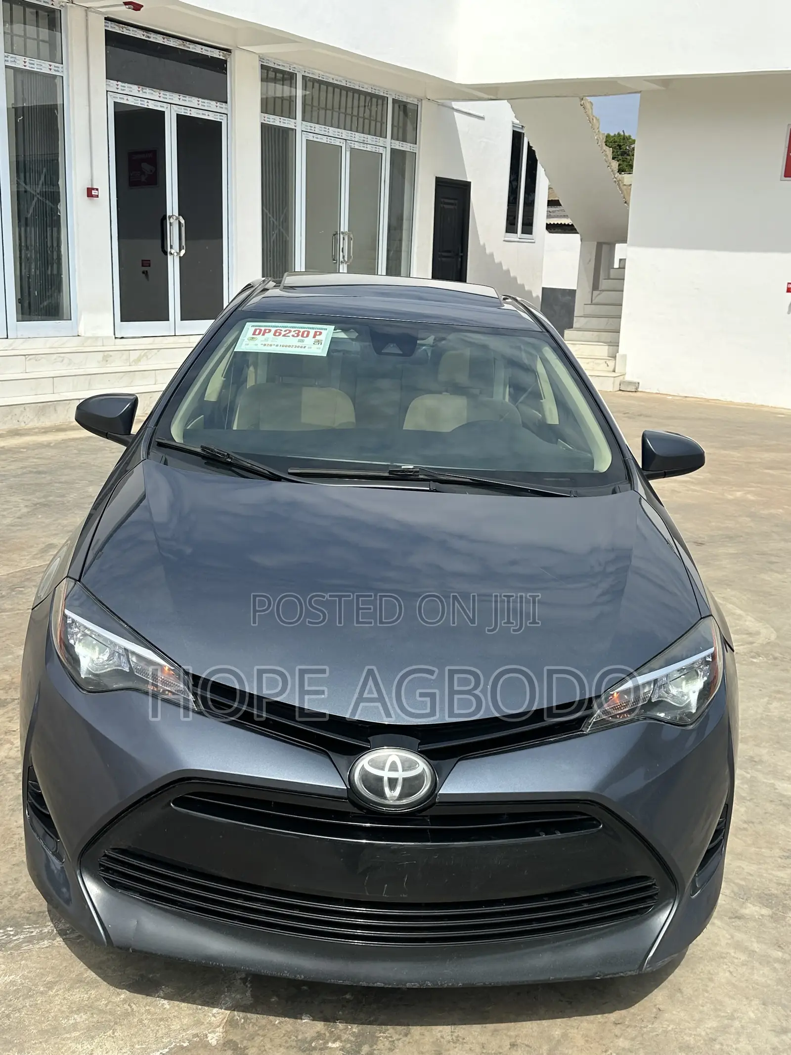 Toyota Corolla LE ECO 4dr Sedan (1.8L 4cyl CVT) 2017 Gray