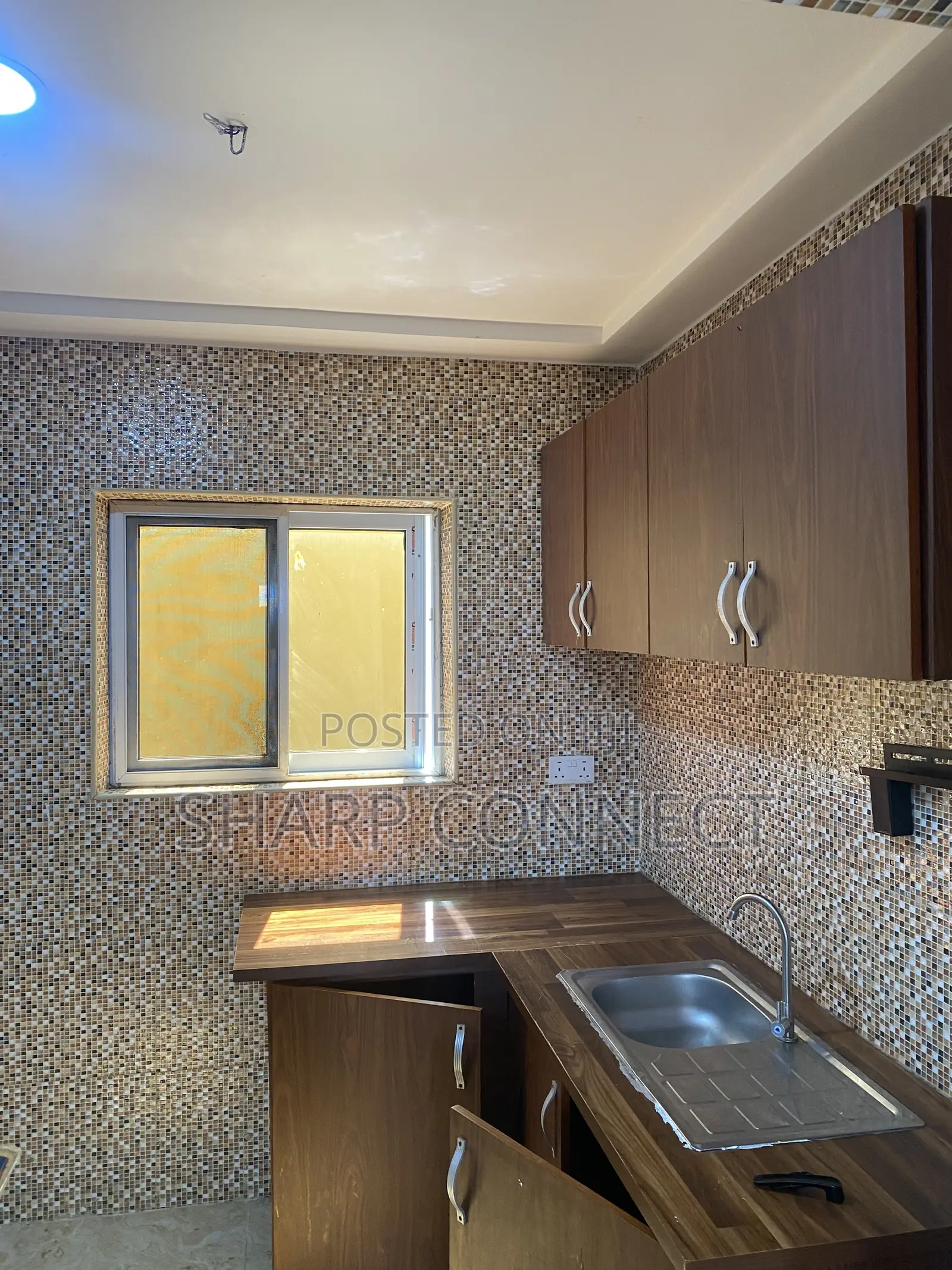 1bdrm Apartment in Sharp-Connect., Toll Booth for rent