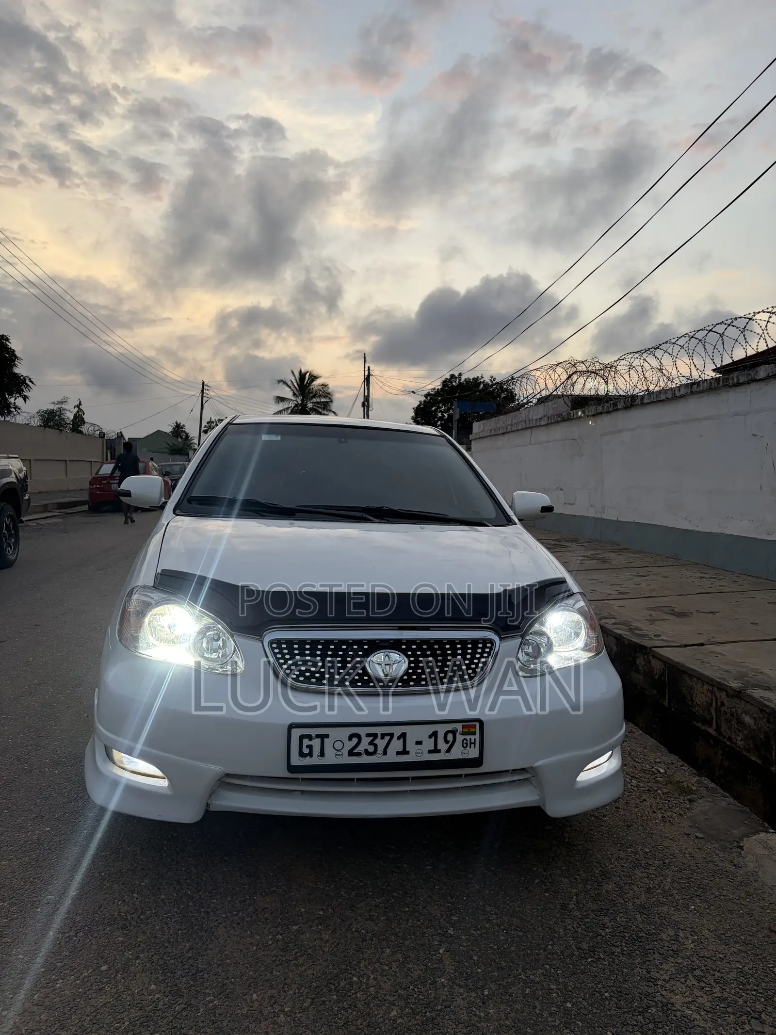 Toyota Corolla 2009 White