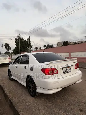 Toyota Corolla 2009 White