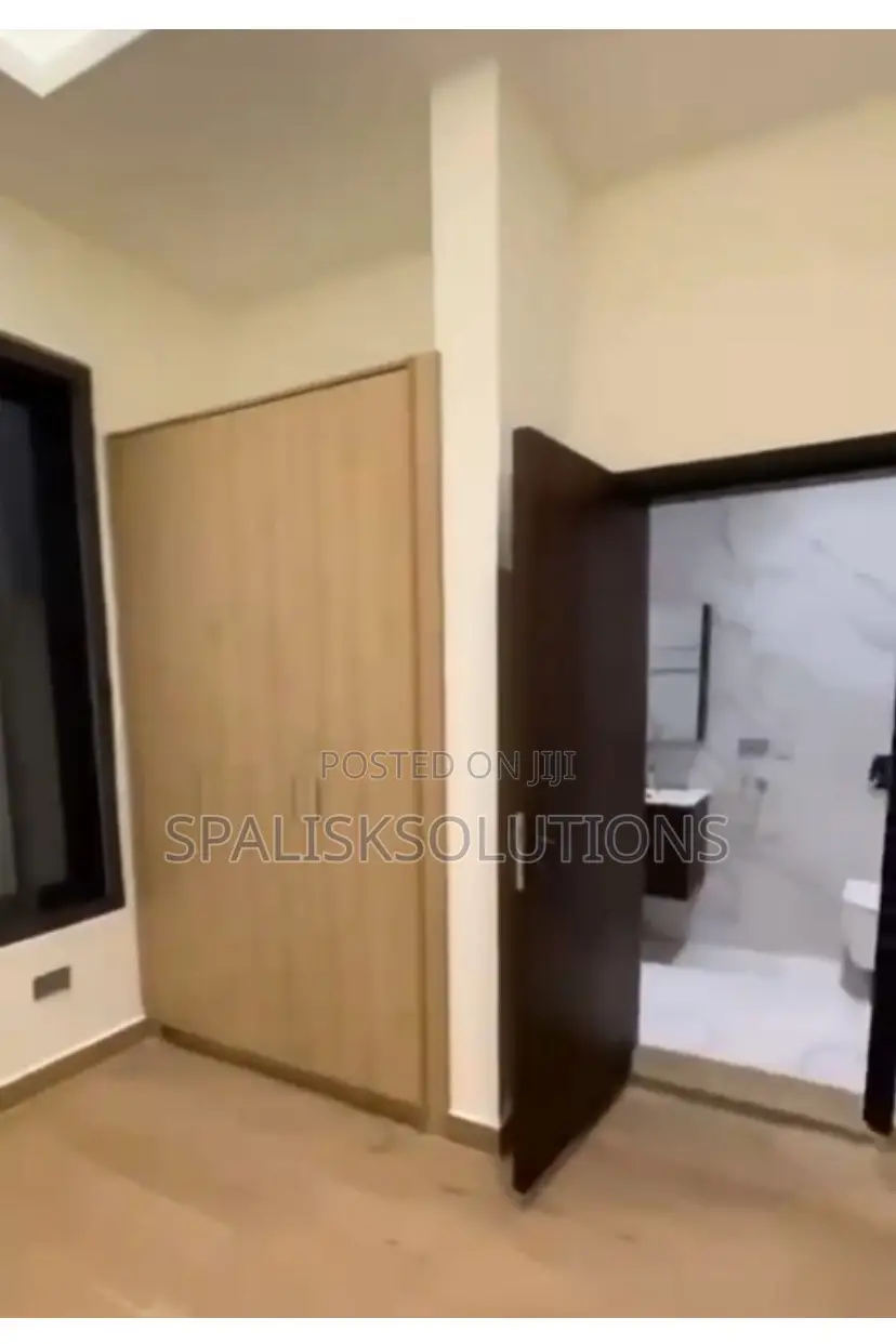 4bdrm House in Ashaley Botwe for sale
