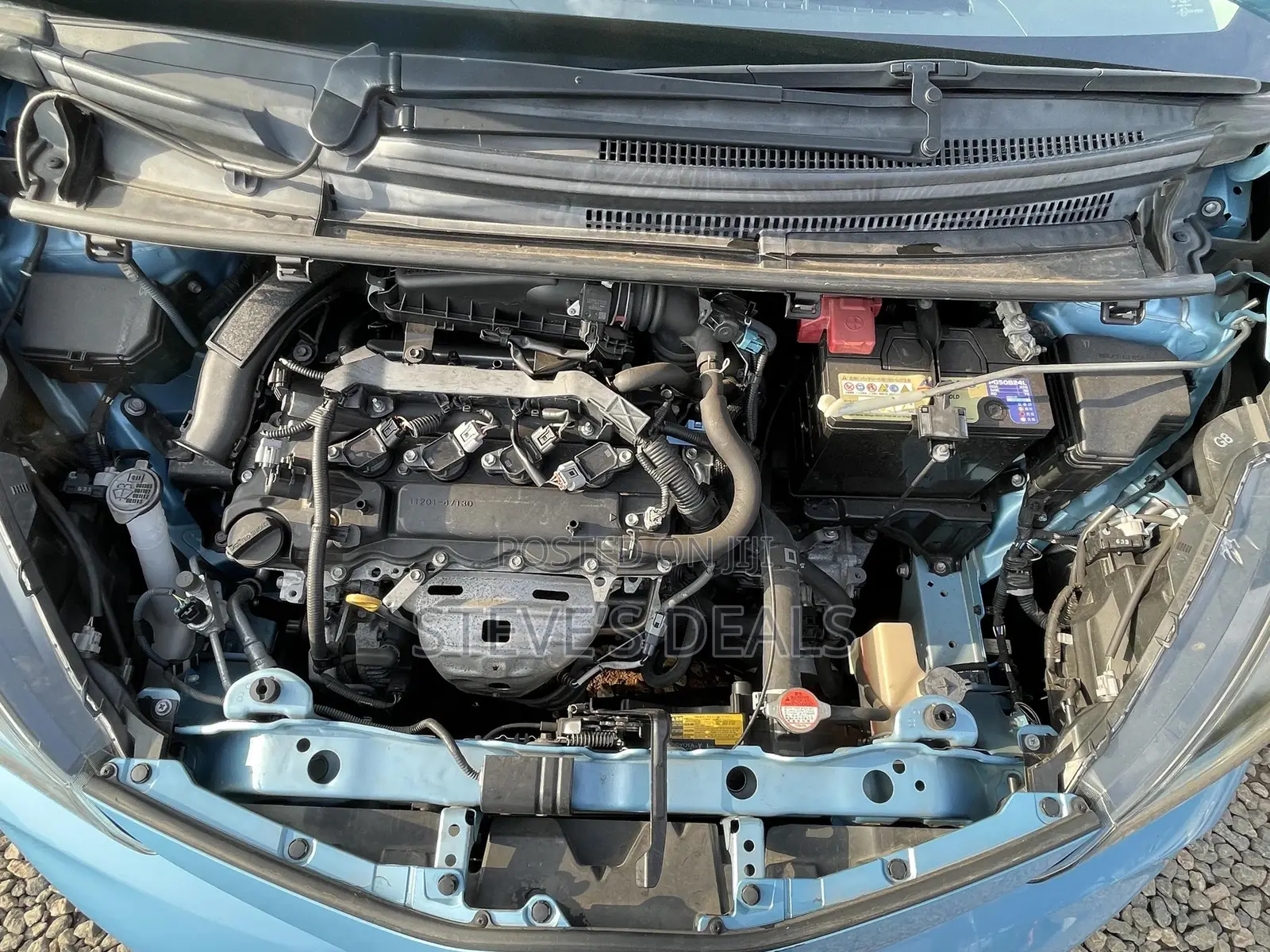 Toyota Vitz 1.3 AWD 5dr 2016 Blue