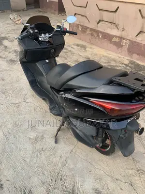 Honda Forza 2026 Black