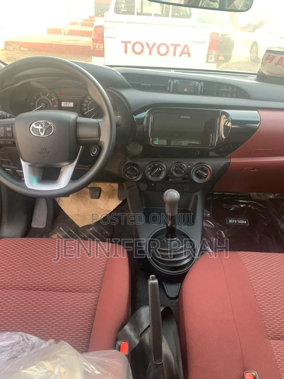 New Toyota Hilux 2025 White