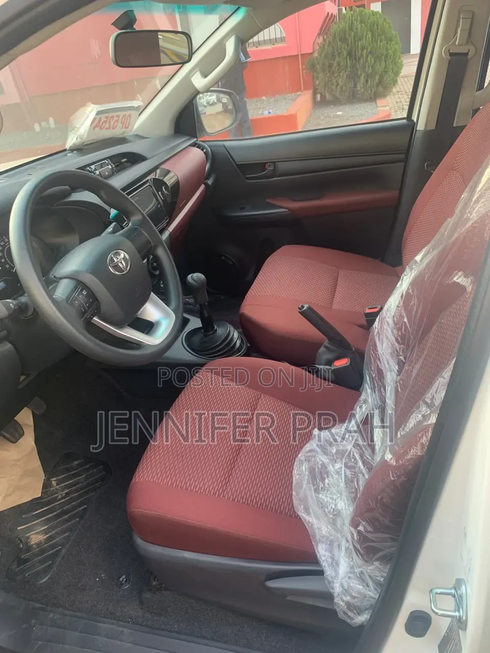 New Toyota Hilux 2025 White