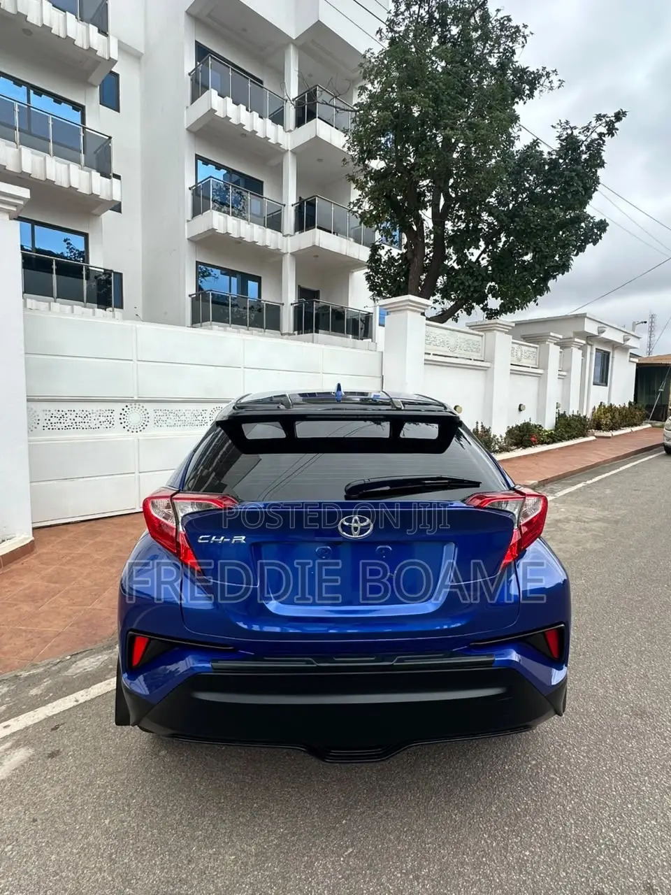 Toyota C-HR 2022 Blue