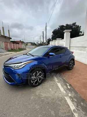 Toyota C-HR 2022 Blue