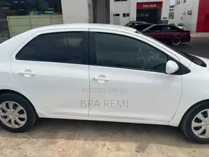 Toyota Yaris 1.3 VVT-i Automatic 2008 White