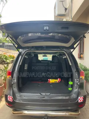 Toyota Fortuner 2.7 AWD 2021 Black