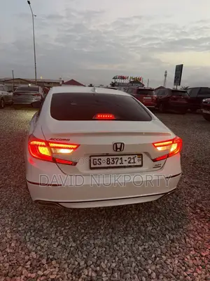 Honda Accord 2019 White