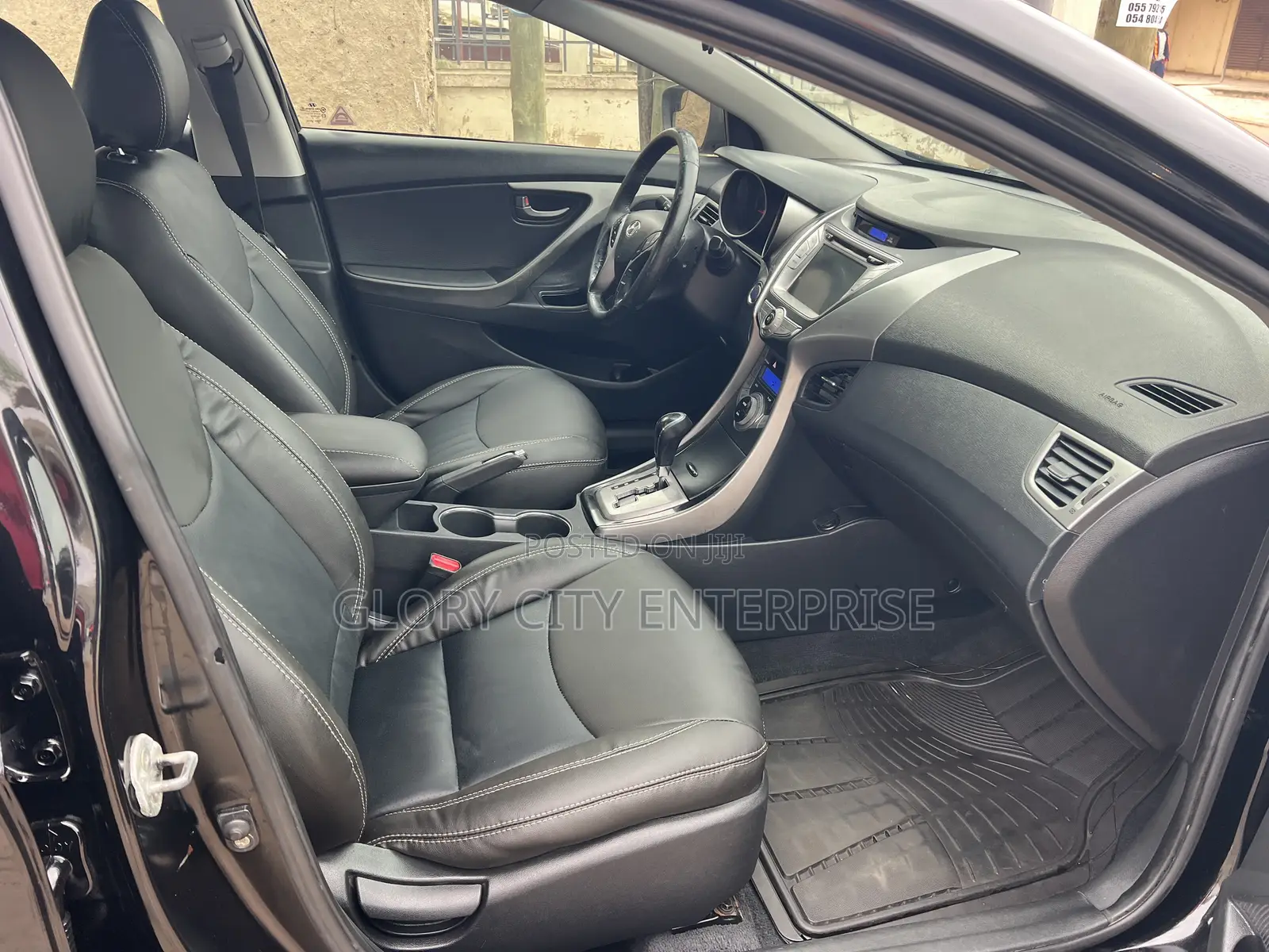 Hyundai Elantra Limited Sedan FWD (1.8L 4cyl 6A) 2013 Black