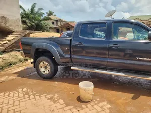 Toyota Tacoma Regular Cab Automatic 2012 Black