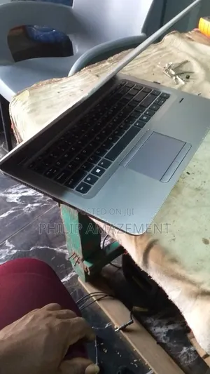 Laptop HP EliteBook 840 G3 8GB Intel Core i5 SSD 256GB