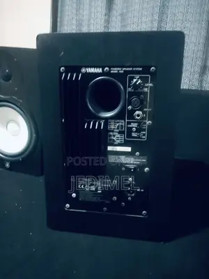 Yamaha HS8 Monitor Speaker, Slightly Used but in a Good Shape