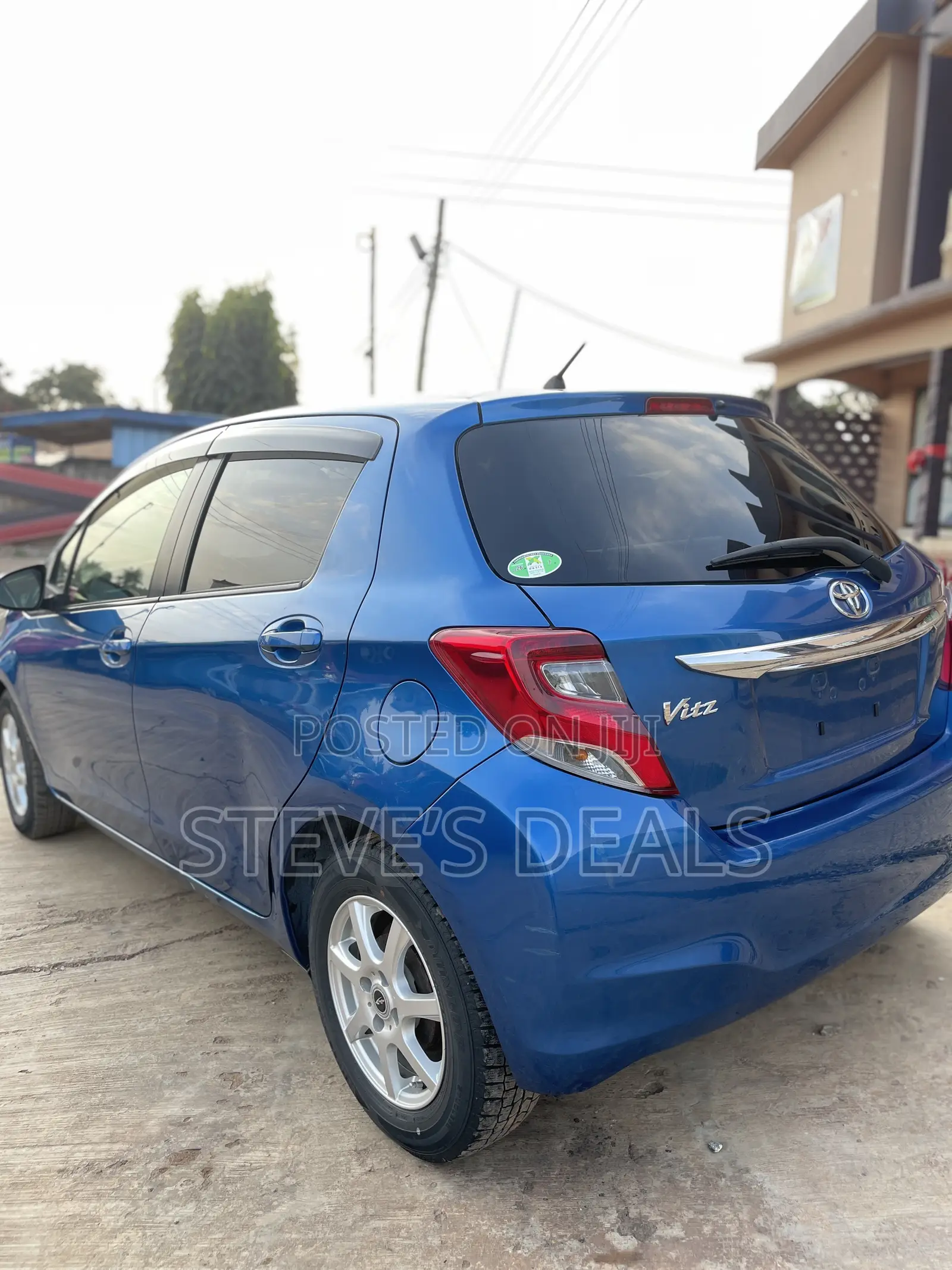 Toyota Vitz 1.3 FWD 5dr 2015 Blue