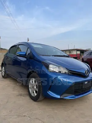 Toyota Vitz 1.3 FWD 5dr 2015 Blue