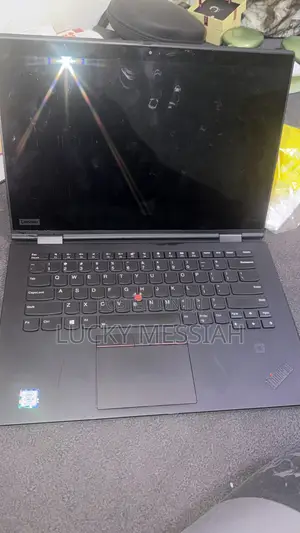 Laptop Lenovo ThinkPad X1 Yoga 16GB Intel Core i7 SSHD+SSD 512GB