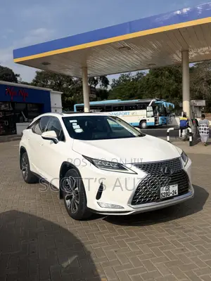 Lexus RX 2022 White