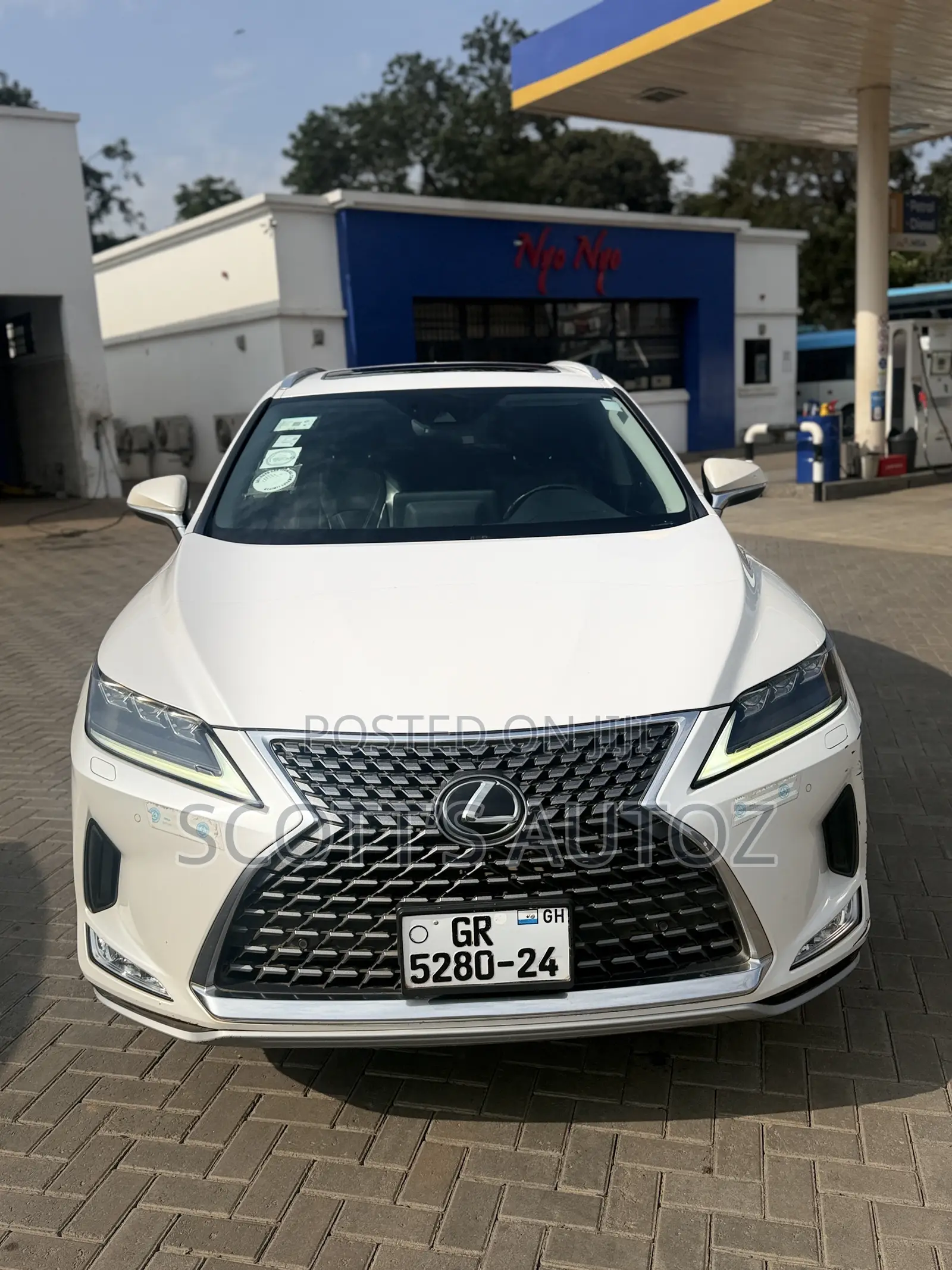 Lexus RX 2022 White