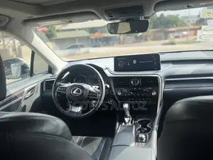 Lexus RX 2022 White