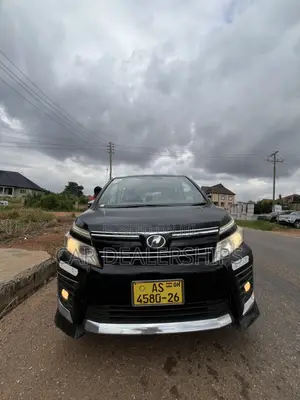 Toyota Voxy 2015 Black