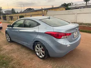 Hyundai Elantra 2013 Blue
