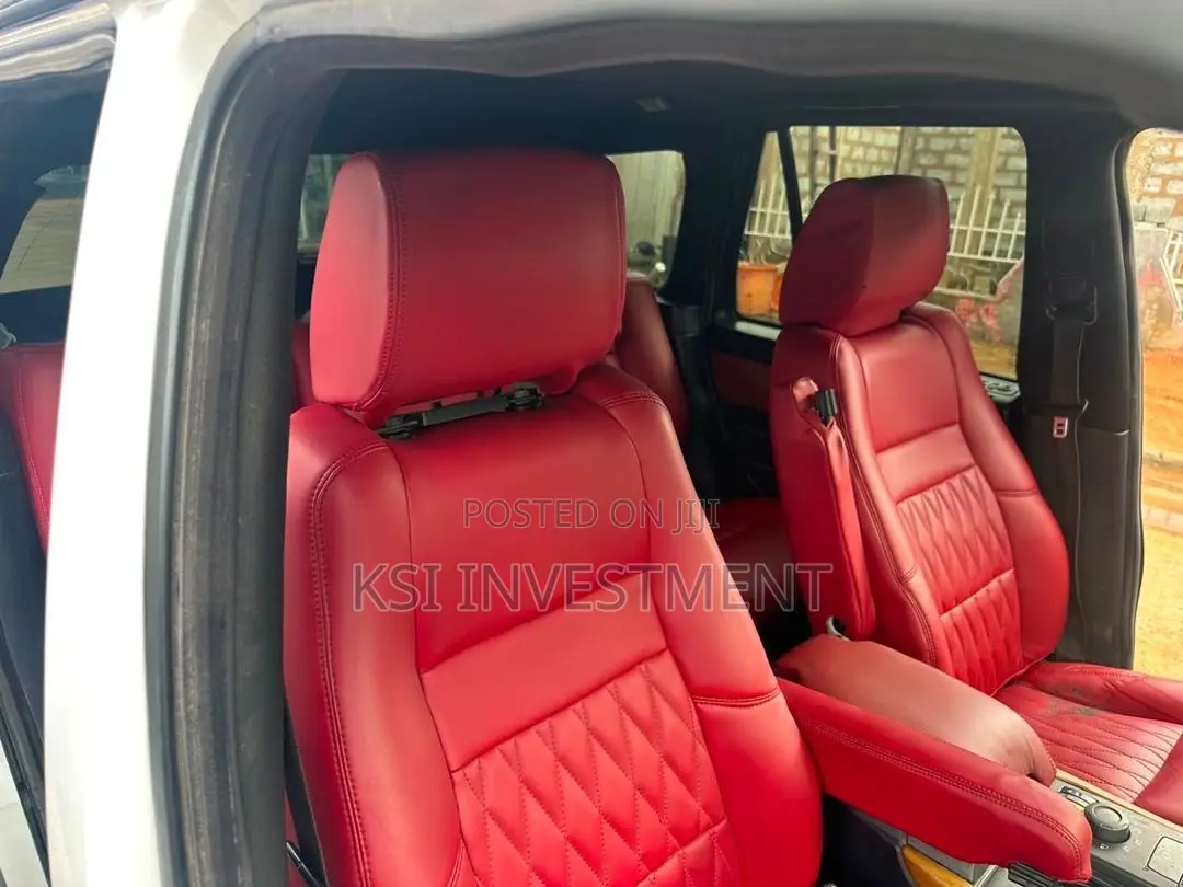 Land Rover Range Rover Sport HSE 4x4 (4.4L 8cyl 6A) 2007 White