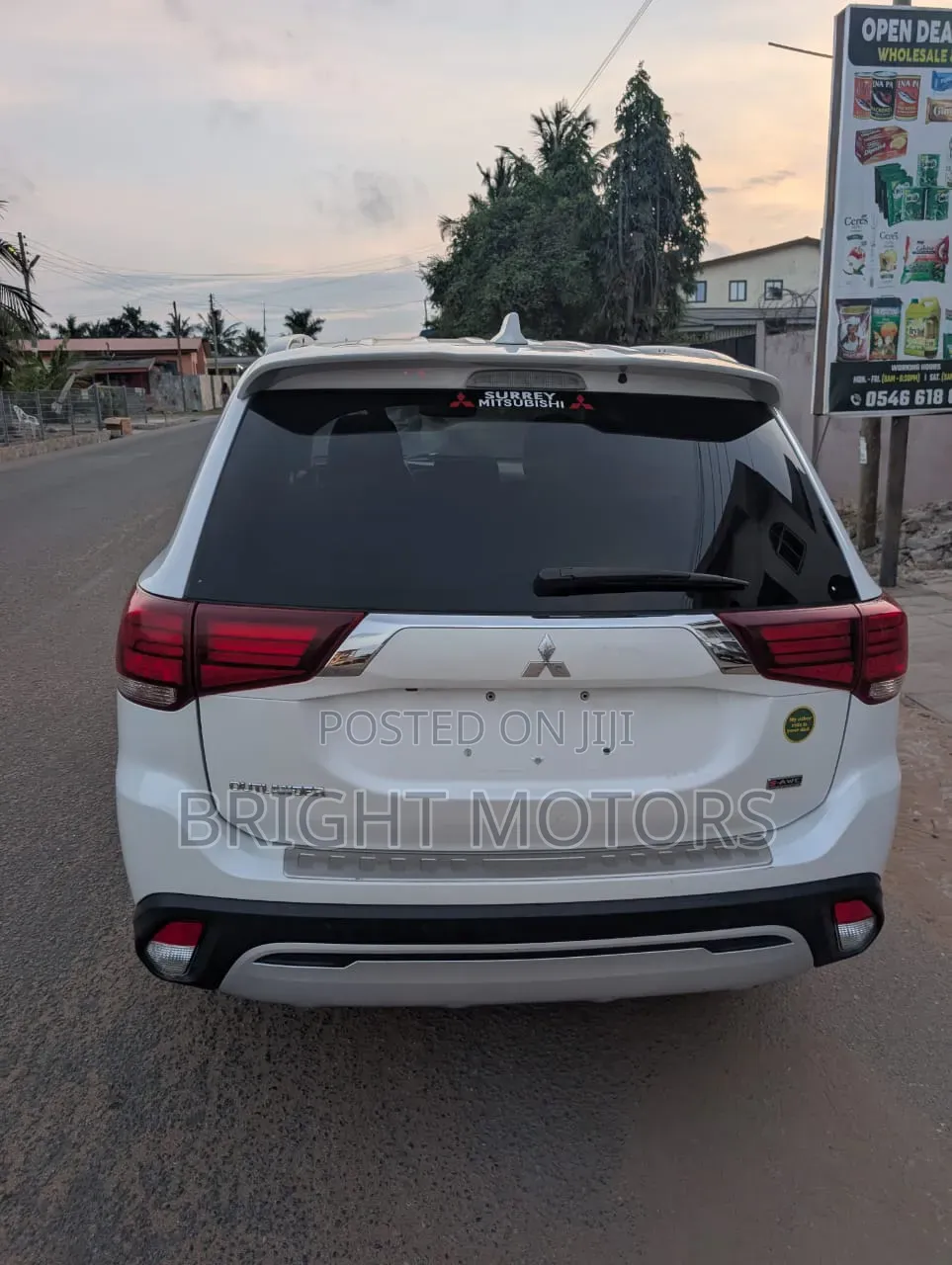 Mitsubishi Outlander SEL FWD 2020 White