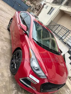 Hyundai Elantra Limited Sedan FWD (1.8L 4cyl 6A) 2013 Red